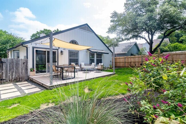 Building Photo - 1407 Elm Brook Dr