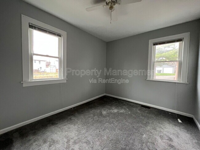 Building Photo - 2536 Adams Ave