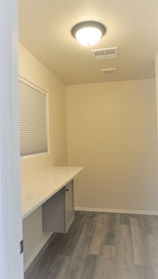 Building Photo - 523 N Leonardo De Vinci Dr