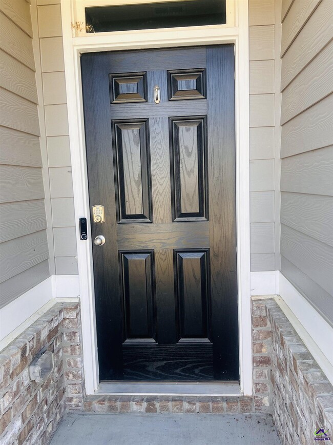 Building Photo - 118 Alton Tucker Sr. Boulevard