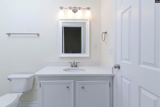 Building Photo - 109 Hutto Hill