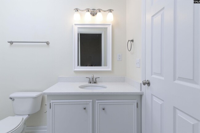 Building Photo - 110 Hutto Hill