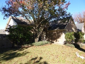 Building Photo - 6419 Diamond Rock Dr