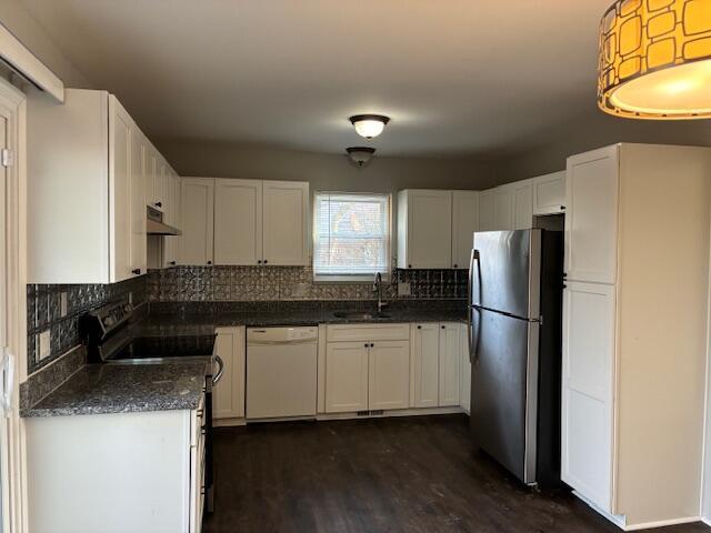 Building Photo - 3542 Burbank Dr