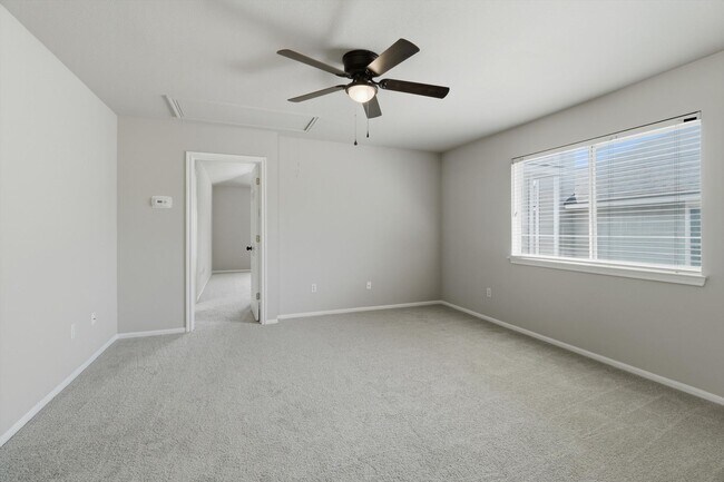 Building Photo - Move-In Ready Gem on Goldcrest Run Near Shopping & Dining