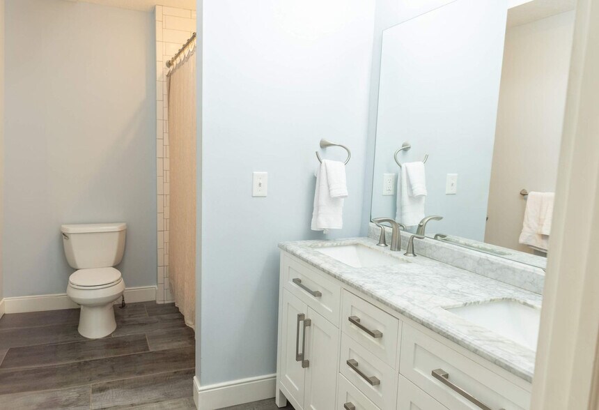 Building Photo - 8212 Bennett Rd