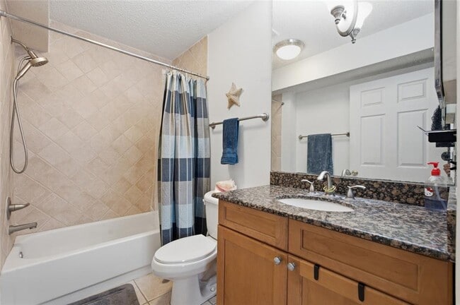Building Photo - 2400 Feather Sound Dr