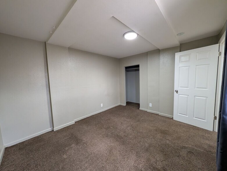 Building Photo - 1537 Uinta St