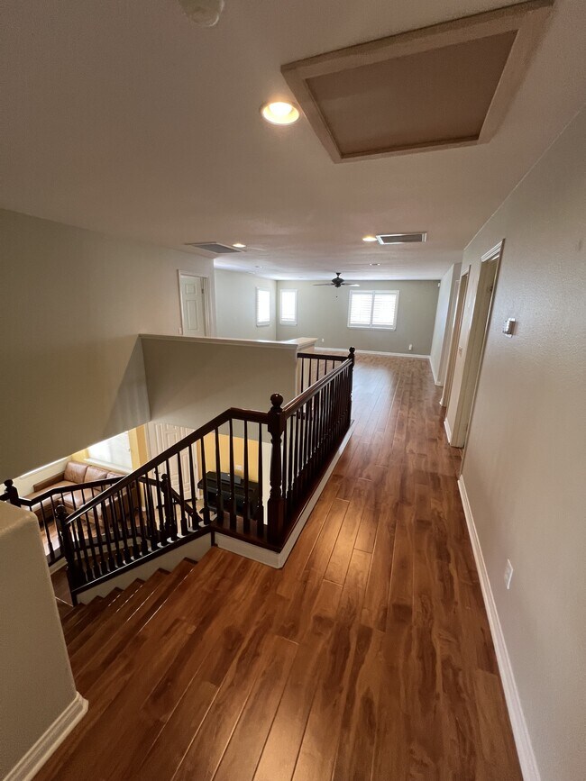Building Photo - 42251 Harwick Ln