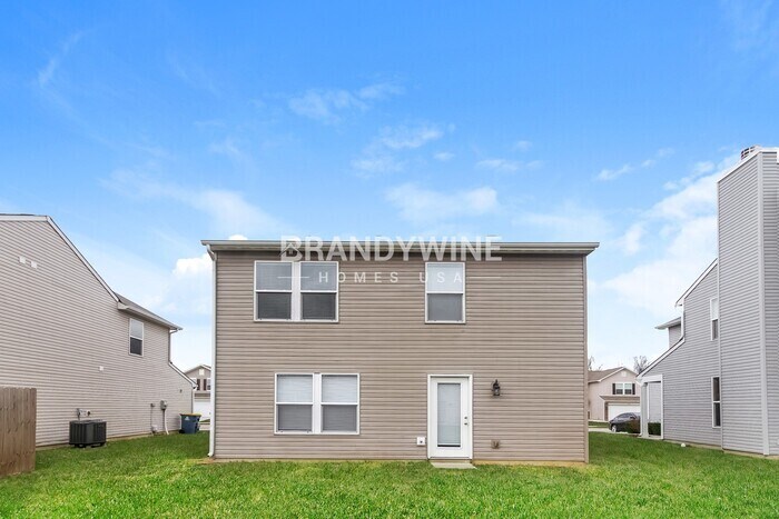 Building Photo - 8043 Fisher Bend Dr