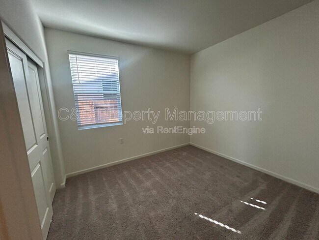 Building Photo - 2254 S Sylmar Ave