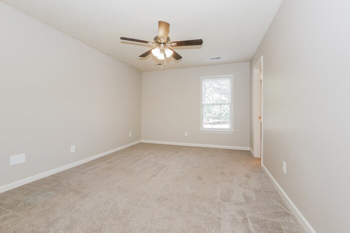 Building Photo - 8645 Garvey Dr