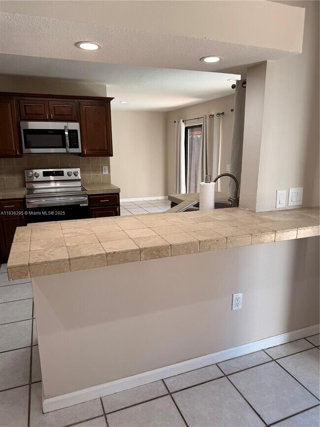 Building Photo - 12737 SW 62nd Terrace