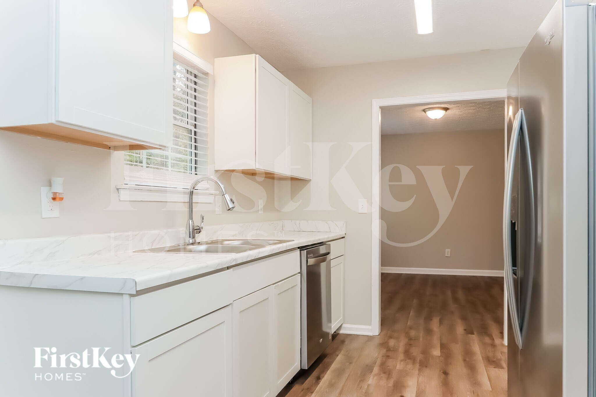 Building Photo - 290 Willow Shoals Dr