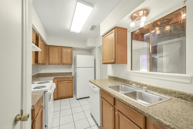 Building Photo - 2019 Place Rebecca Ln