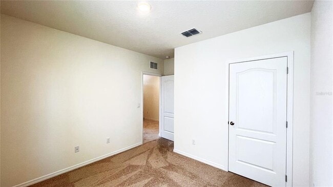 Building Photo - 487 Lily Ln