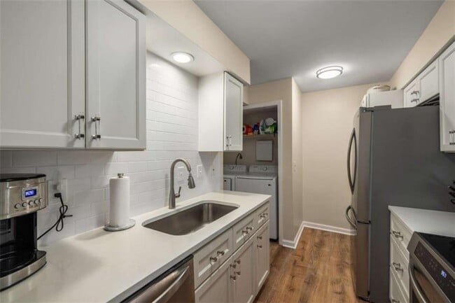 Building Photo - 183 Triumph Dr NW