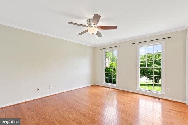 Building Photo - 4970 Manor House Ct
