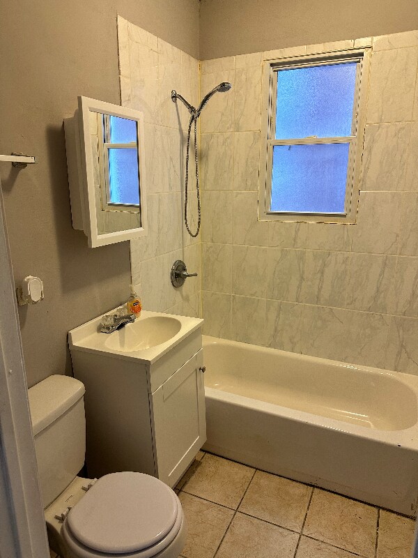 Building Photo - 2020 W 69th Pl