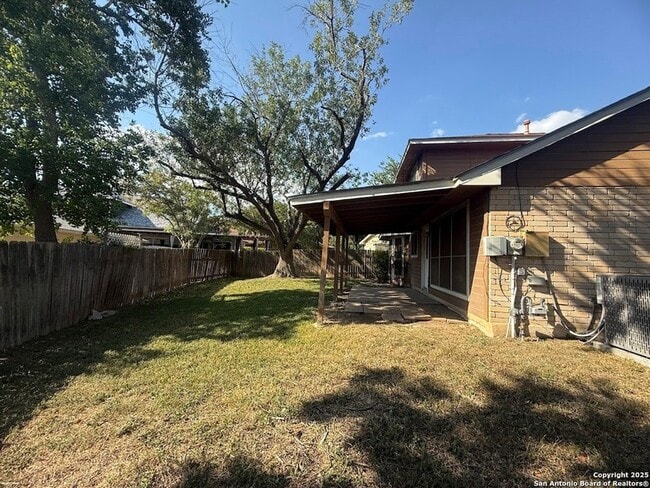 Building Photo - 14927 River Wind