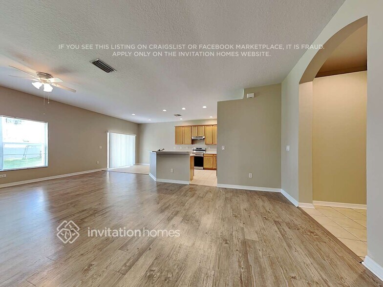 Building Photo - 1117 Emerald Hill Way
