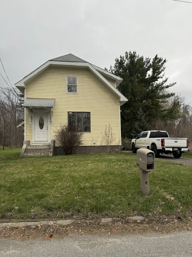 Primary Photo - 15 Lakehill Rd