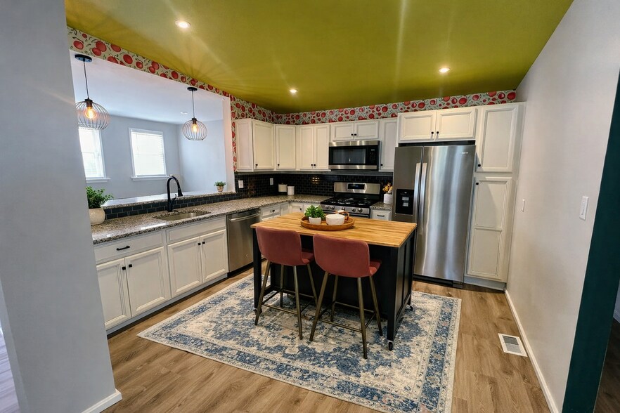 Building Photo - 421 N Ohio St