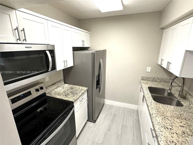 Building Photo - 250 NW 107th Ave