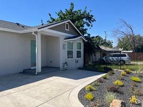 Building Photo - 2729 Rio Linda Blvd