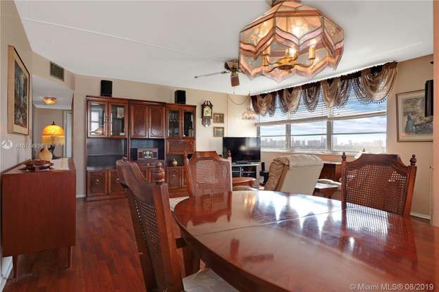 Building Photo - 1351 NE Miami Gardens Dr