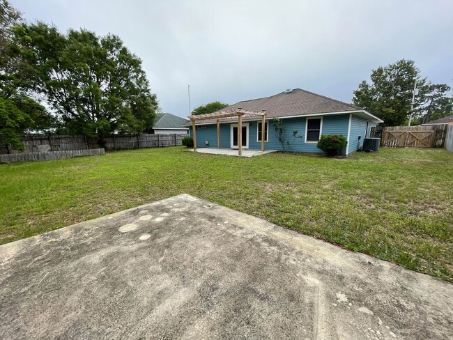 Building Photo - 8562 Vehlin Ct