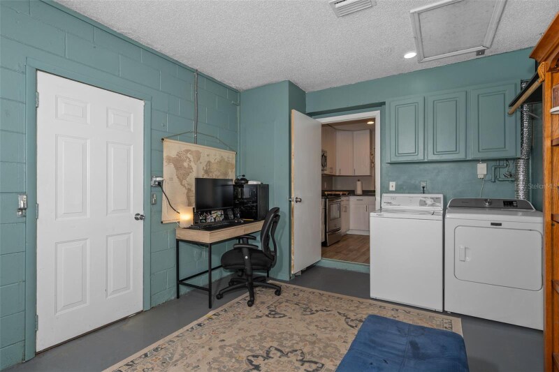 Building Photo - 113 Cranbrooke Dr