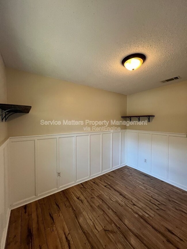 Building Photo - 6933 Javid Rd