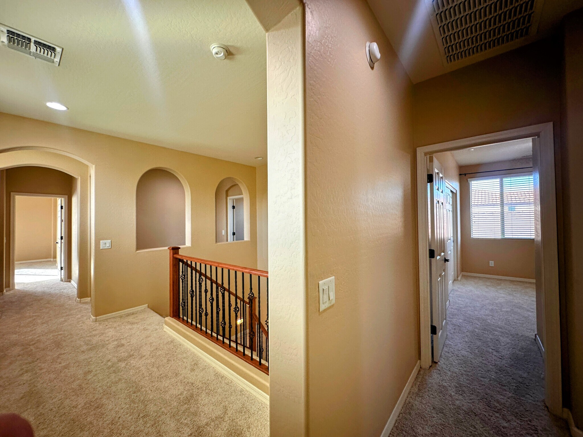 Building Photo - 4717 W Sweet Iron Pass