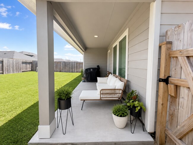 Building Photo - 4243 Brinkworth Dr