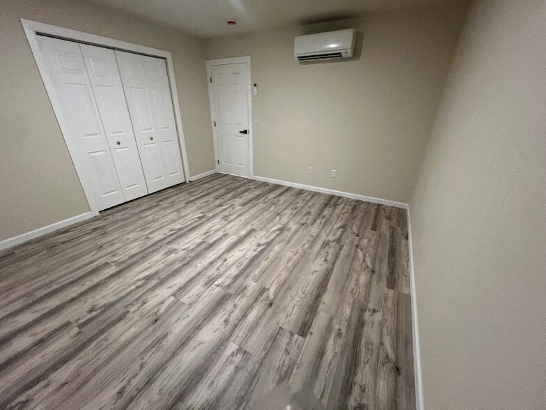 Building Photo - 1618 S 14th St