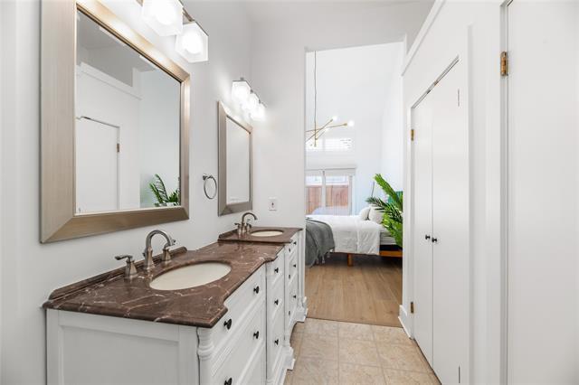 Building Photo - 4242 N Capistrano Dr