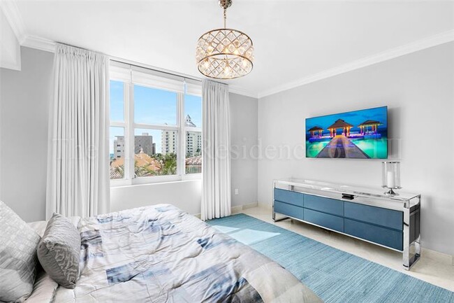 Building Photo - 2110 N Ocean Blvd