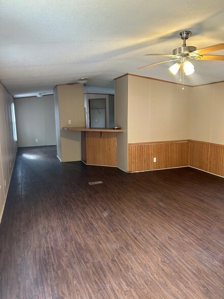 Building Photo - 506 Lakeview Cove