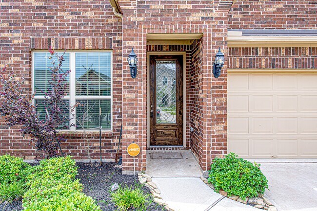 Building Photo - 209 Cambria Green Ln