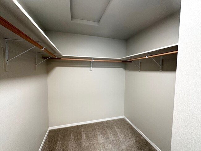 Building Photo - $500.00 MOVE IN CREDIT! Stunning Modern Home in Desirable Star, Idaho