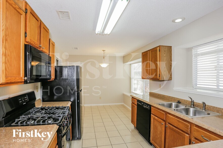 Building Photo - 8345 O Hara Ln