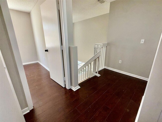 Building Photo - 8743 NW 6th Ct