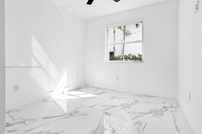 Building Photo - 14532 SW 13th Terrace