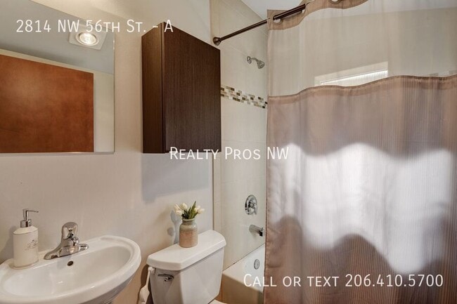 Building Photo - 2814 NW 56th St