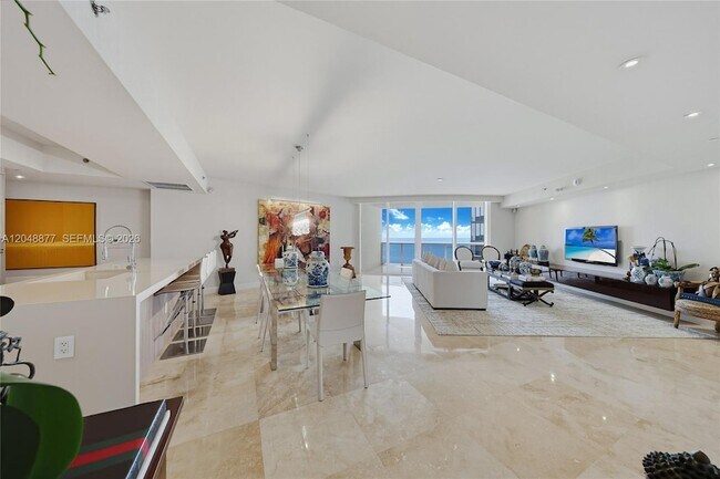 Building Photo - 17201 Collins Ave