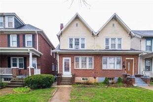 Front - 2242 Ferry St