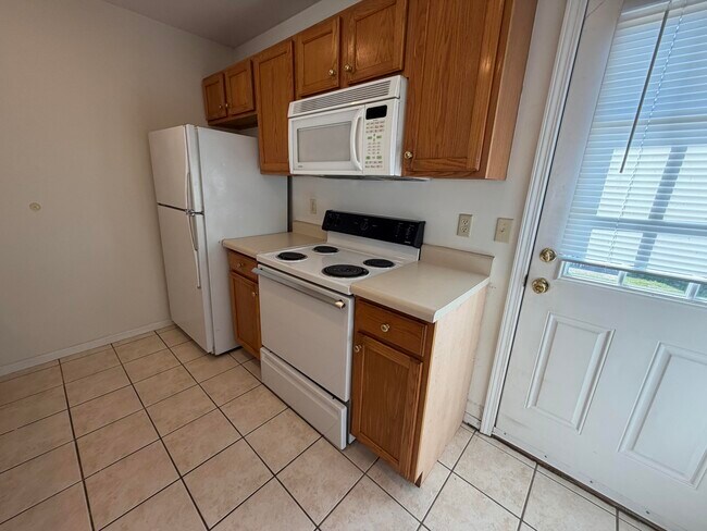 Building Photo - 1413 N Frideriki Dr