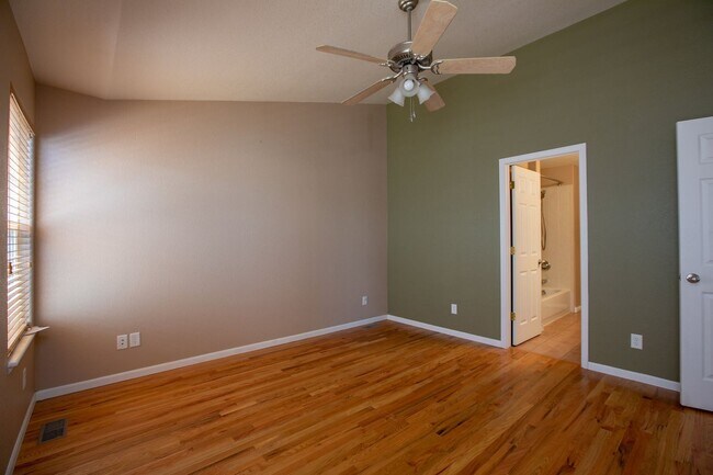 Building Photo - 5 Bedroom Home in Windsor Colorado