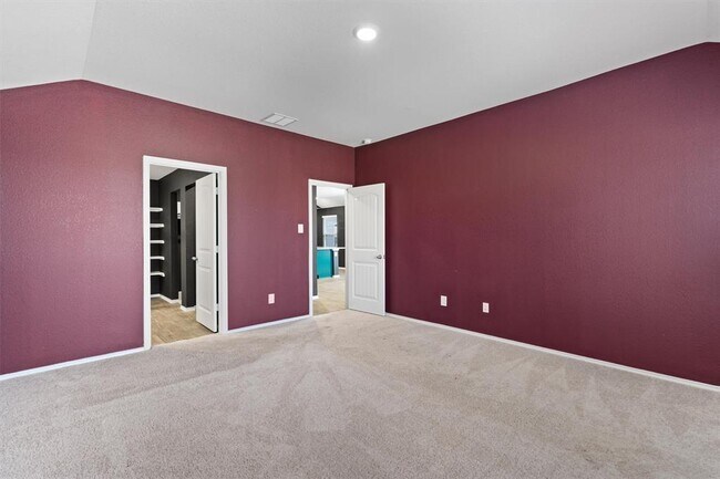 Building Photo - 352 Sickle Lp
